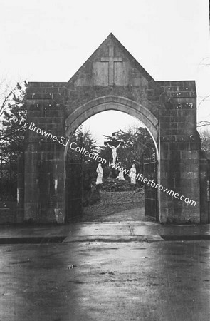 ENTRANCE TO CATHEDRAL